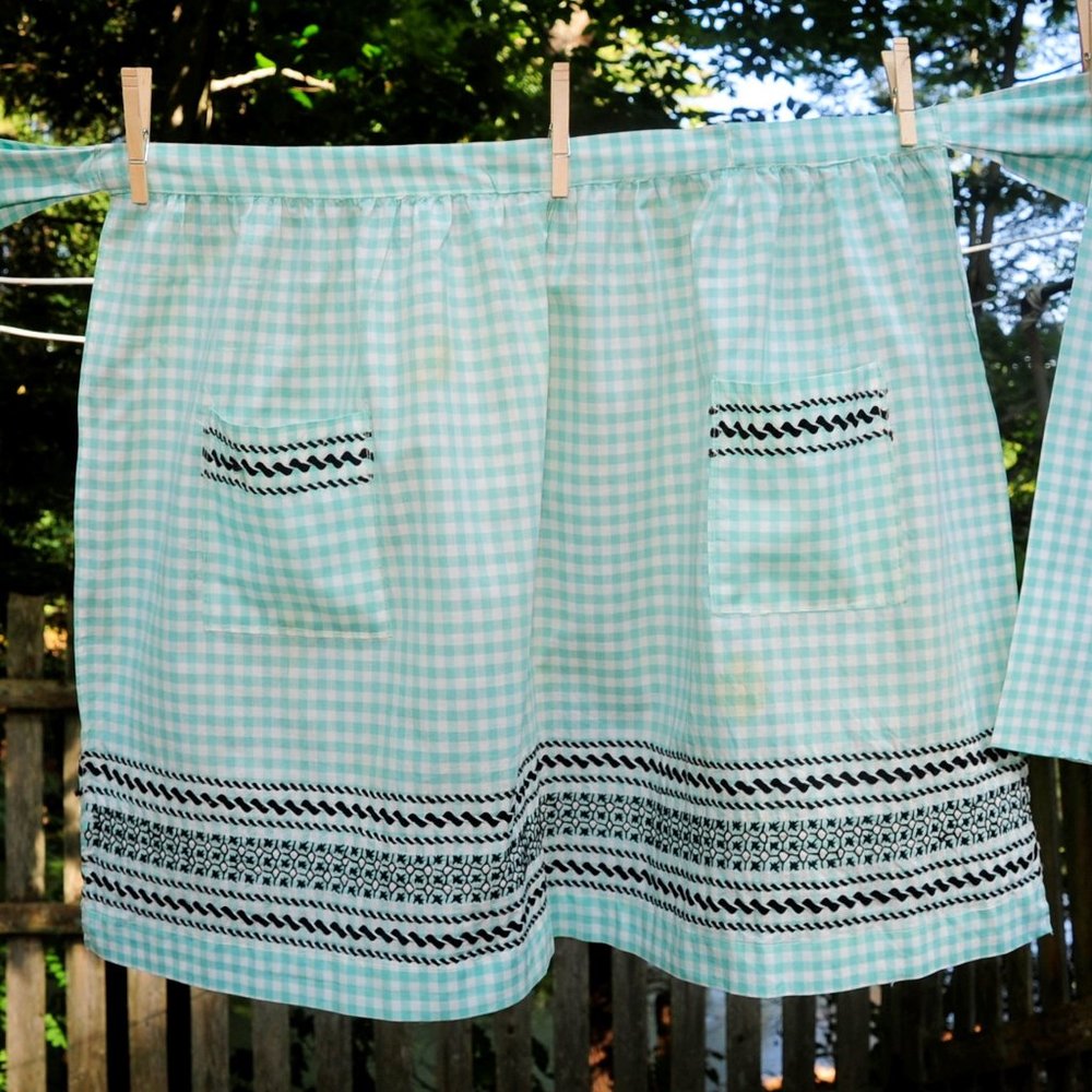 Vtg Aqua Embroidered Gingham Check Apron Ric Rack